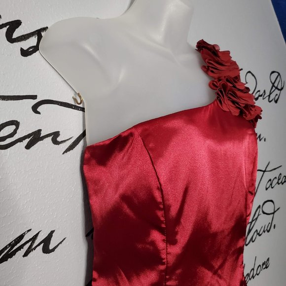Christopher Straub for Maurice's Ruby Red One Shoulder Cocktail Holiday,… - Picture 4 of 8